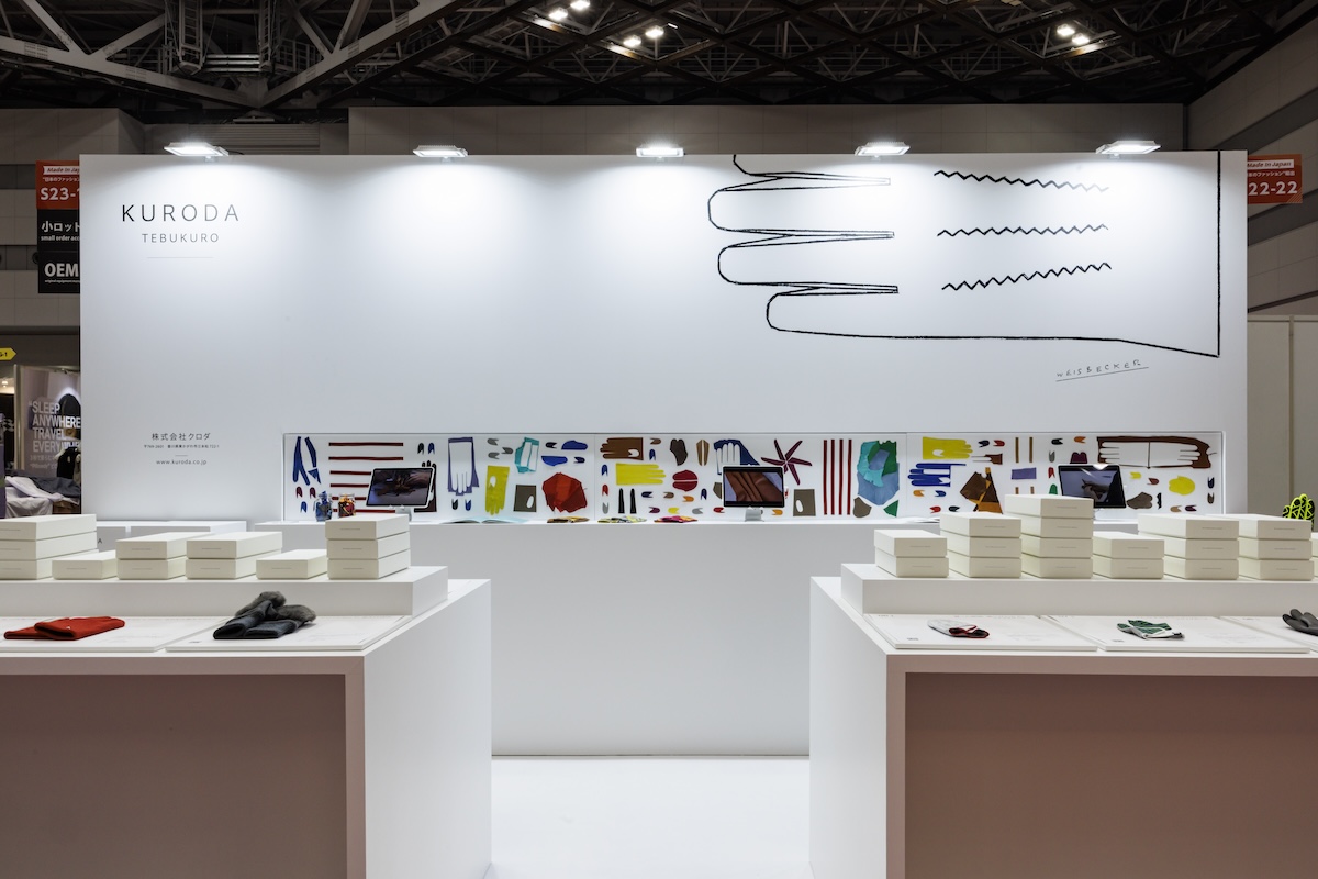 ファッションワールド東京 春に出展した株式会社クロダのブース。ギフト・ショーを縁に単独出展のためにデザインしました